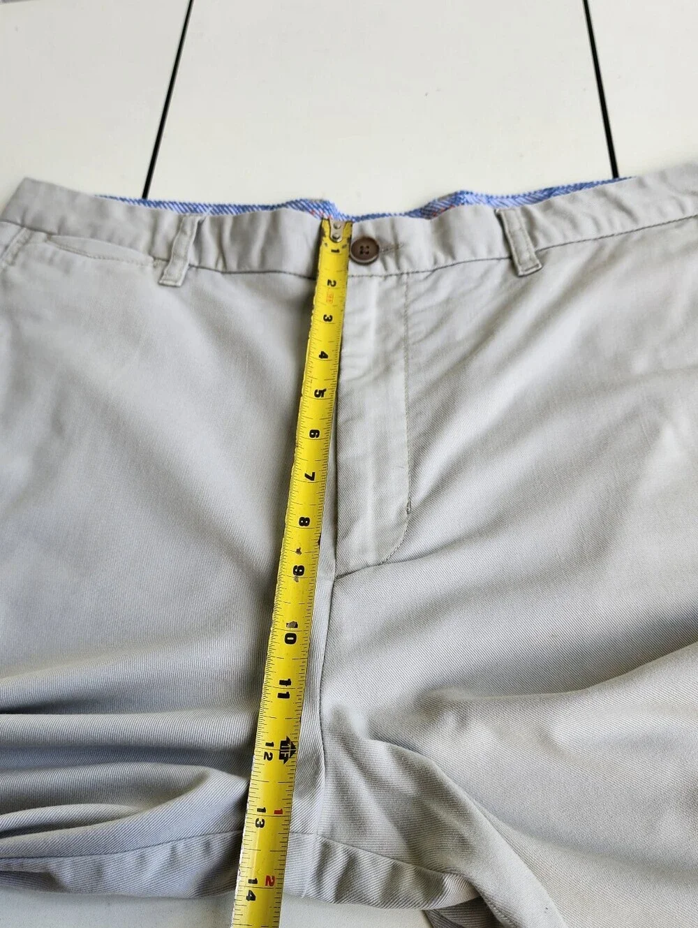 Tommy Bahama Men's Cotton Lyocell Chino Shorts Beach Travel Logo Beige Sz 38